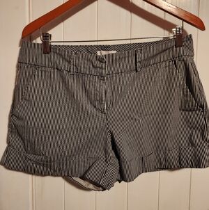 New York & Company White And Black Shorts Size 10